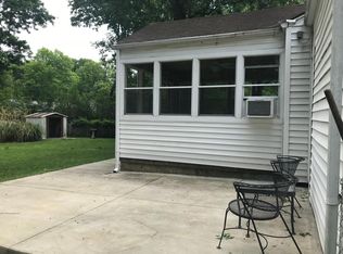 7241 Linden St, Prairie Village, KS 66208