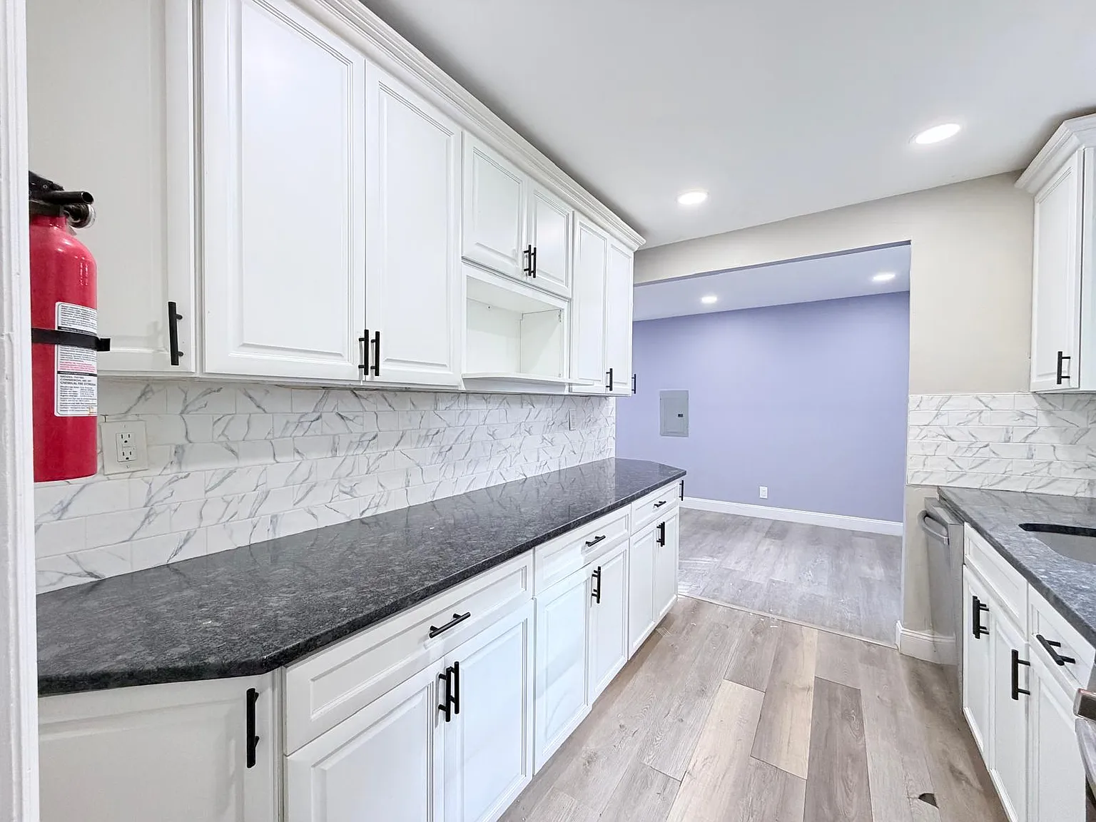 19 David Ct — Photo 3