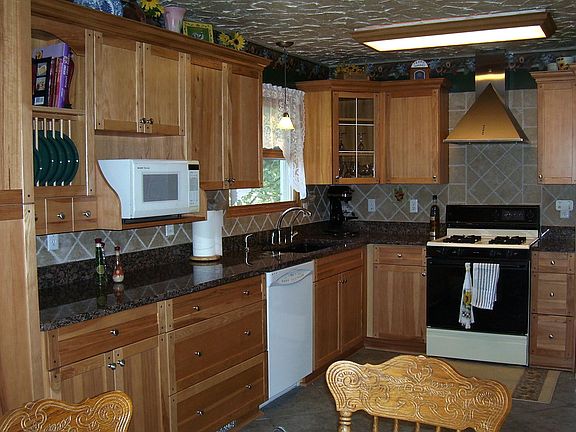 Extensive Kitchen Remodel!