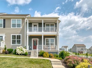 405 John Adams Dr, Christiansburg, VA