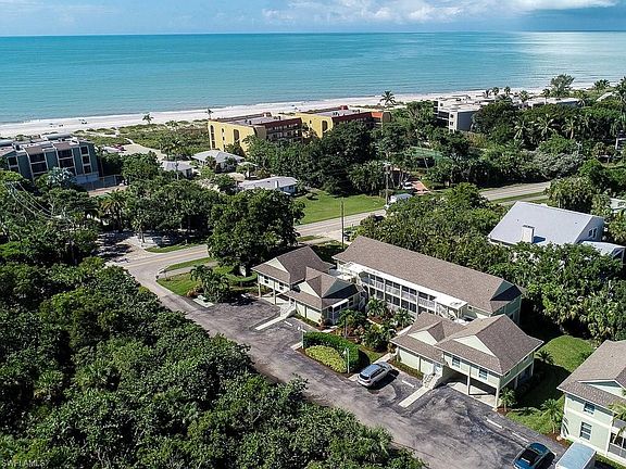 3rd image of 2840 W Gulf Dr Unit 3
