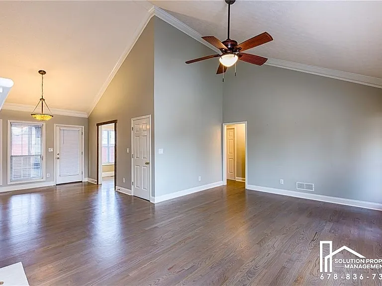 4929 Baker Plantation Way — Photo 7