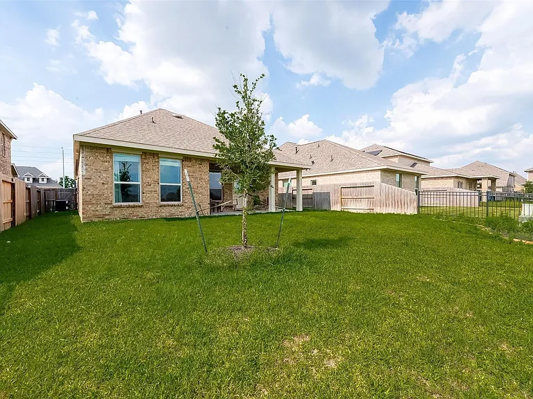 24303 Wild Bramble Ln — Photo 27
