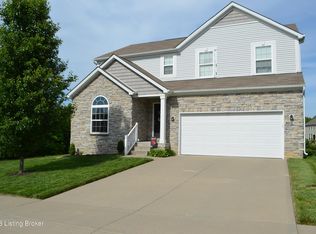9014 Big Boulder Dr, Louisville, KY 40291