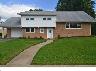 523 Lenore Pl, Reading, PA 19609