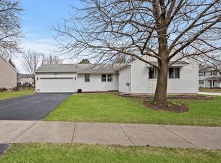 1403 Auburn Ave, Naperville, IL 60565