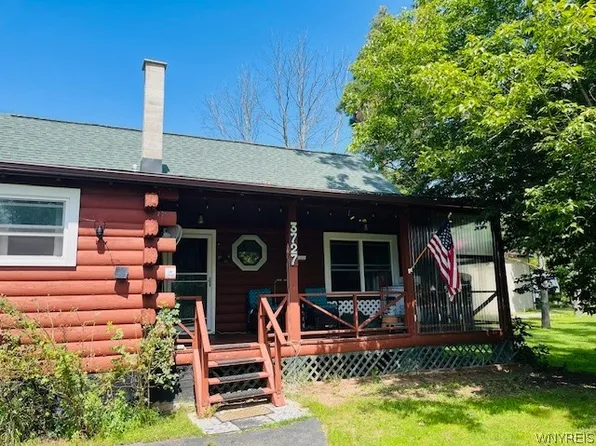 3727 Wilson Youngstown Rd #1, Wilson, NY 14172