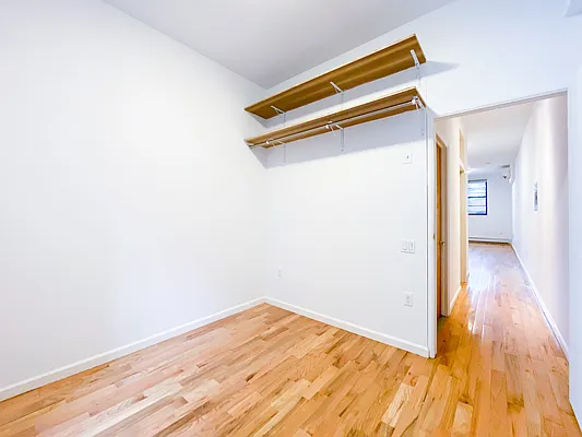 Rented by City Connections Realty | media 5