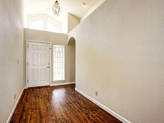 3rd image of 109 Burwood Way