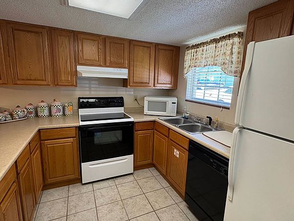 4th image of 260 Roaring Fork Rd APT 106