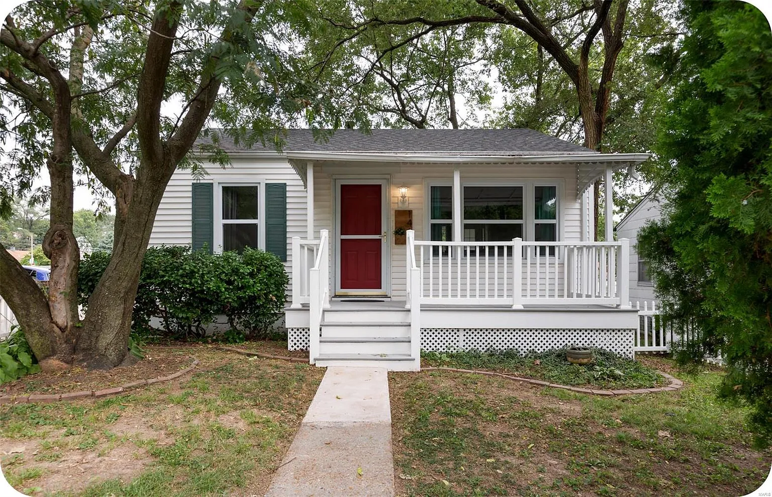 1418 Brock St photo 1