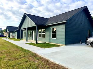 504 S Ross Sterling Ave #B, Anahuac, TX 77514