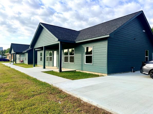 504 S Ross Sterling Ave #B