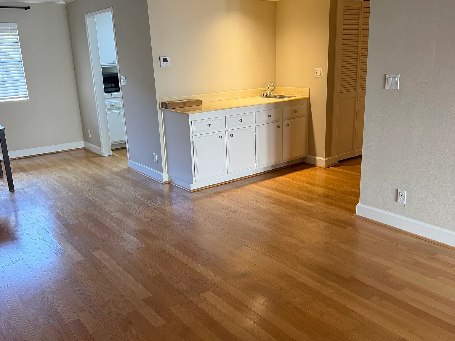 2 bed, 1303 sqft, $3,095 — Photo 4