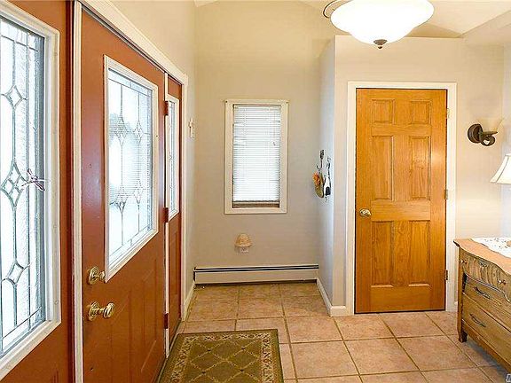 4th image of 41 Blackbird Ln