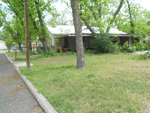 2nd image of 609 N Edison St