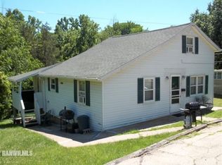 107 N West St, Galena, IL 61036