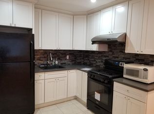 16632 25th Dr #1, Flushing, NY 11358