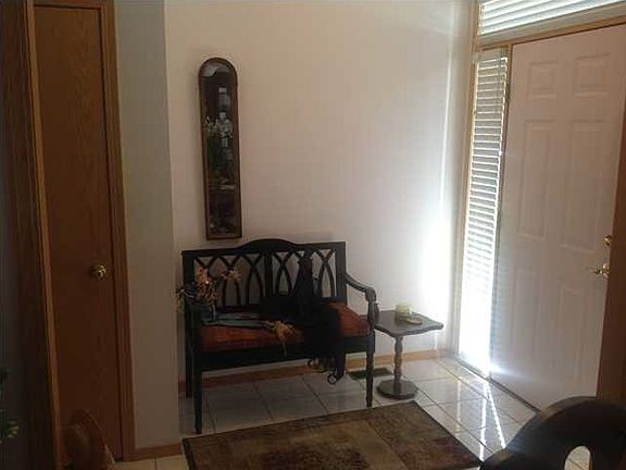 4th image of 2424 N Tamarisk St