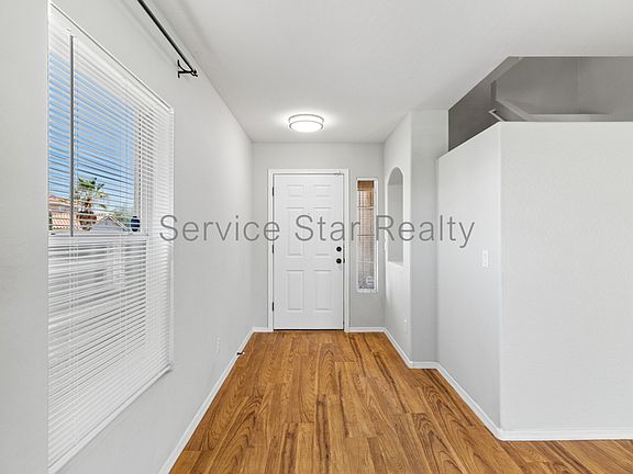 5th image of 22368 W La Vista Cir