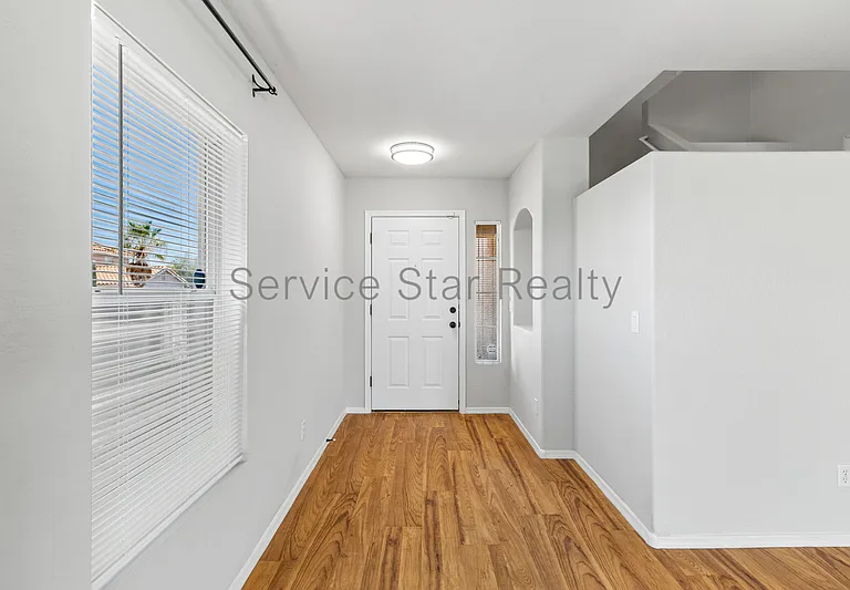 22368 W La Vista Cir — Photo 4