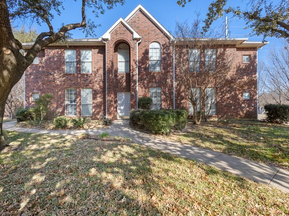 121 Wildwood Ct APT 200