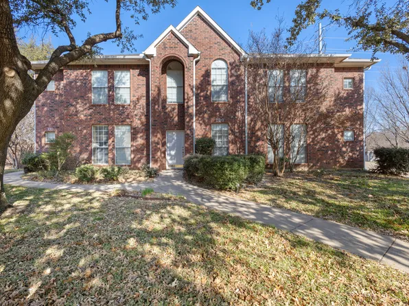 121 Wildwood Ct APT 200, Grapevine, TX 76051