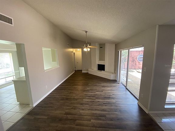 3rd image of 4908 Fiji Cir