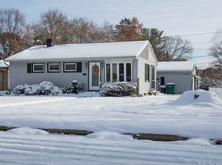 302 N Moorland Dr, Battle Creek, MI 49015