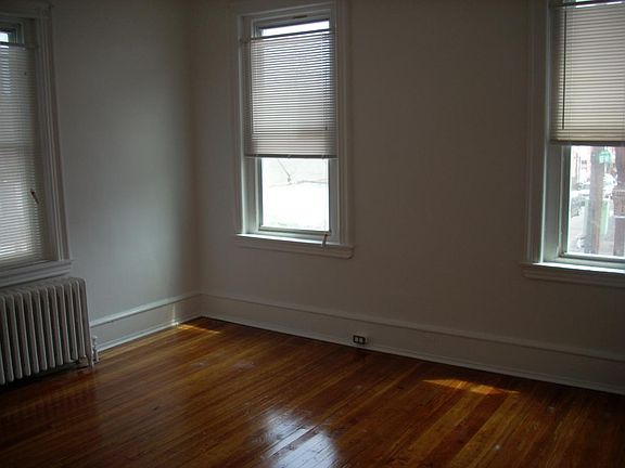 5th image of 1914 S 19th St #1R