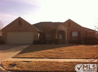 6210 Cynthia Dr, Midlothian, TX 76065