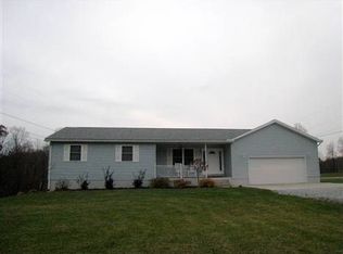 521 Federal Rd, Little Hocking, OH 45742