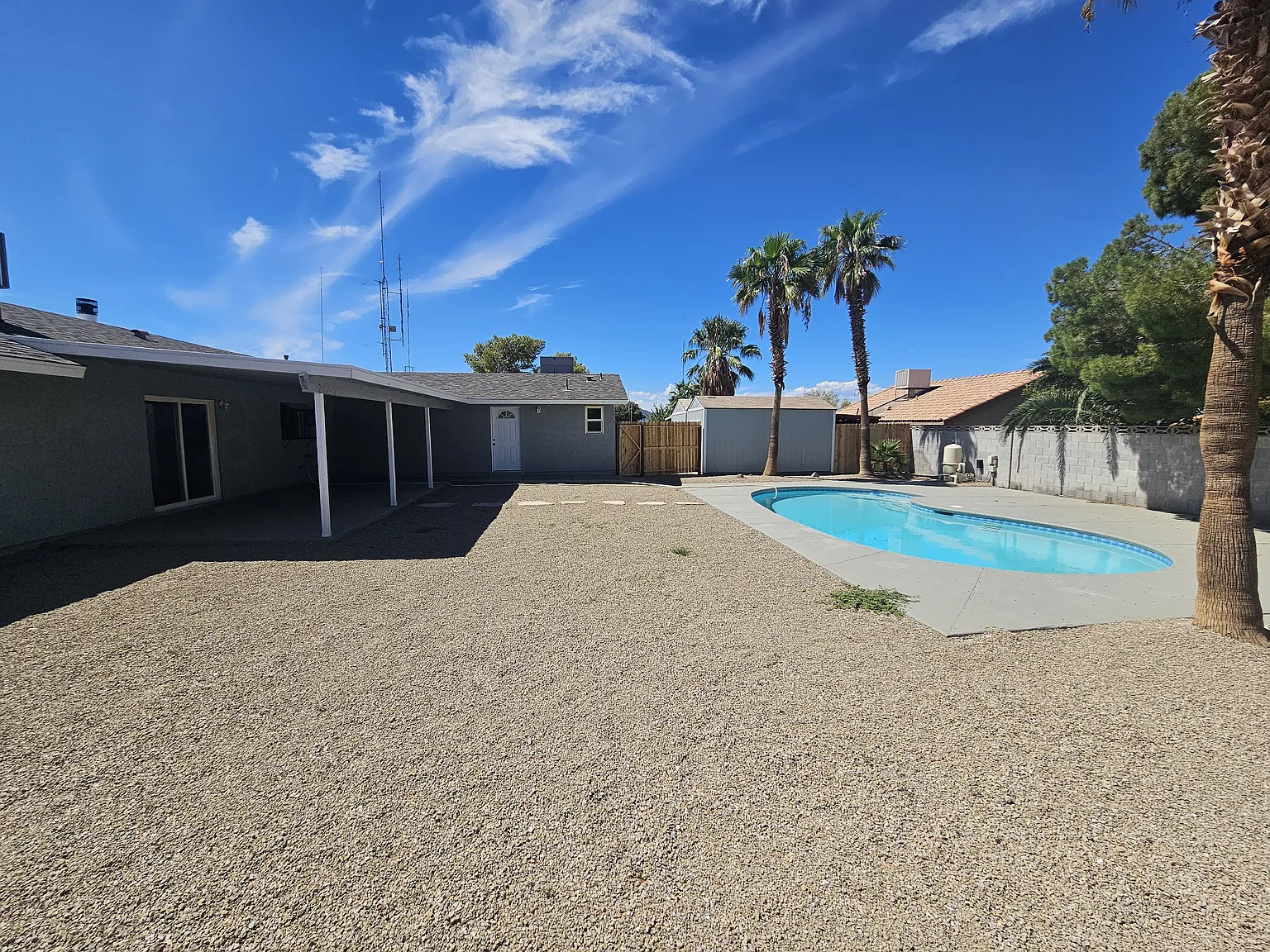 4 bed, 1990 sqft, $3,700 — Photo 4
