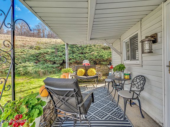 5th image of 2441 Milwaukee Rd