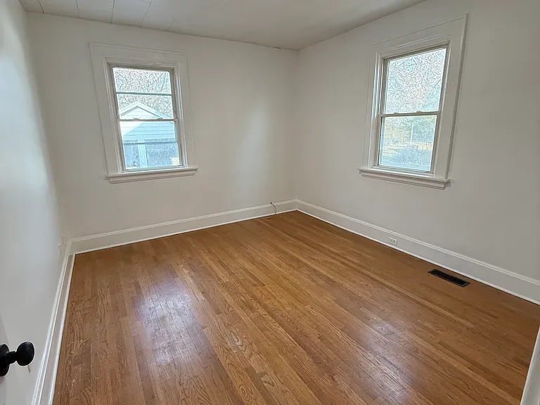 3524 Saint Martins Pl #1 — Photo 7