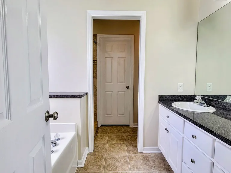 11 Running Bear Dr — Photo 12