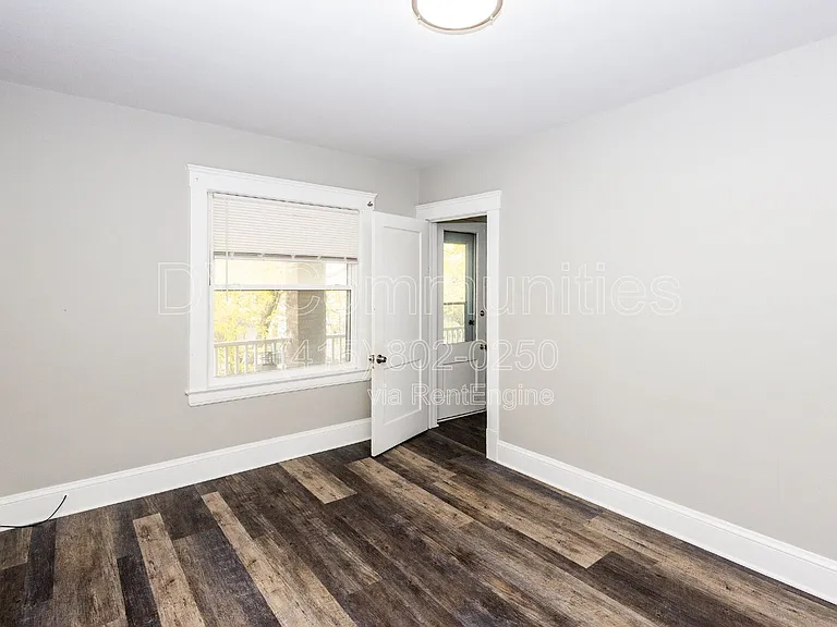 2081 Halstead Ave #UP — Photo 7