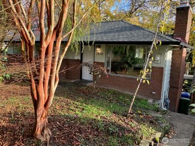 2830 23rd Avenue W, Seattle, WA, 98199
