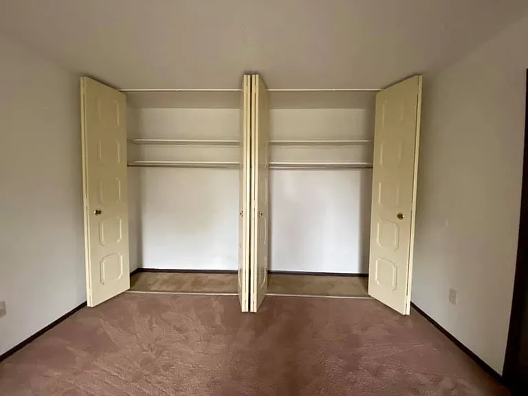 Wellington One Apartments — Photo 40