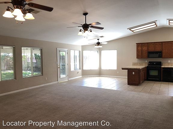 4th image of 6003 Latina Dr
