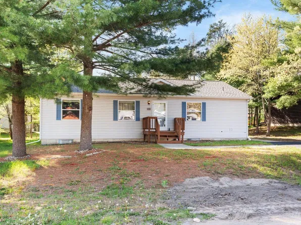 249 Berry Drive, Wisconsin Dells, WI 53965