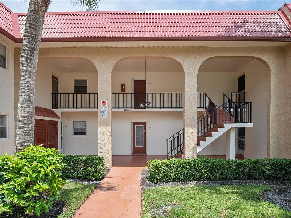 473 Lake Frances Dr