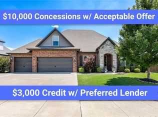 6307 S 49th St, Rogers, AR 72758