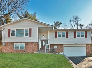 5 New Sprain Rd, Hartsdale, NY 10530