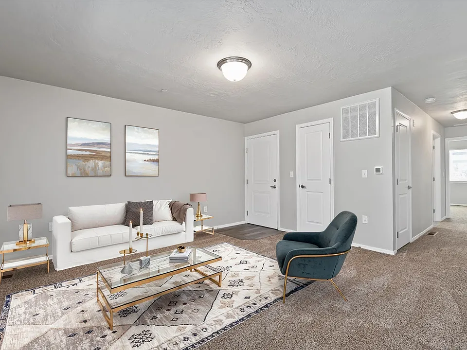 Creekside Apartments