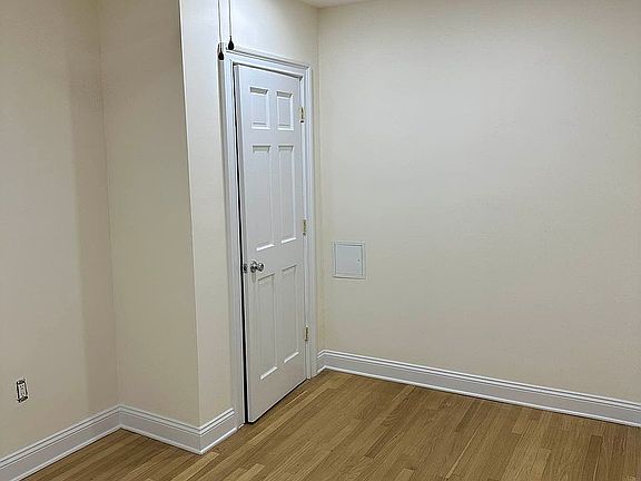 4th image of 423 3rd Ave APT 8