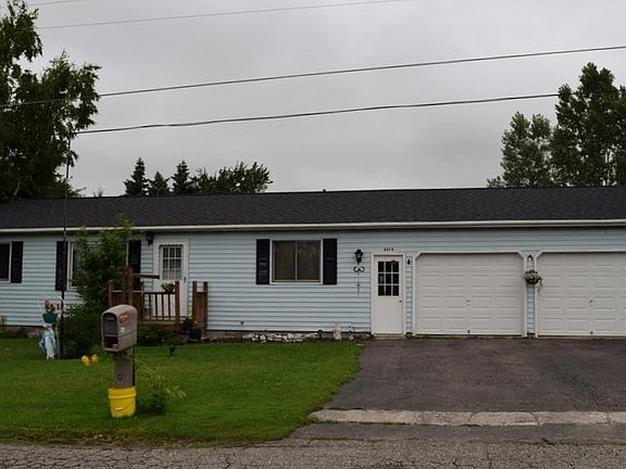 2nd image of 331 E John St