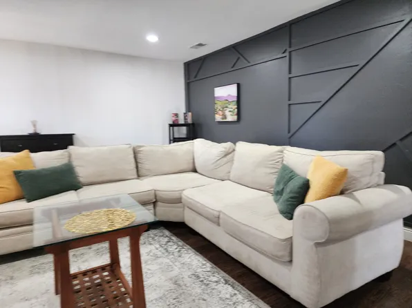 2410 Anzio Dr, Dallas, TX 75224