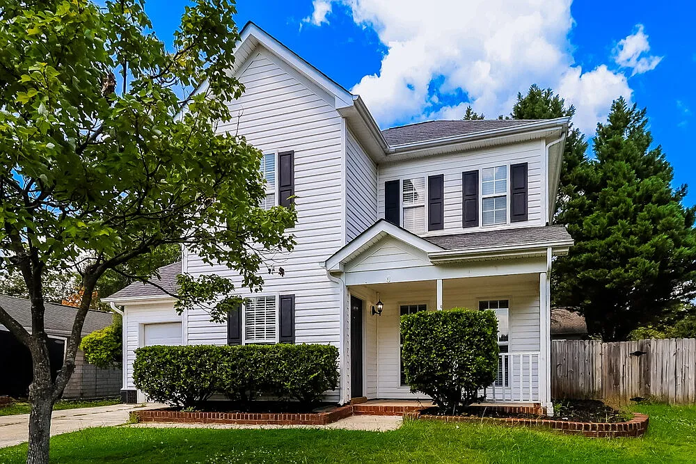 3 bed, 2.5 bath, 1296 sqft, $1,980 — Photo 1