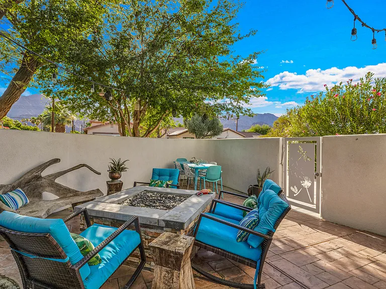 53980 Avenida Mendoza — Photo 11